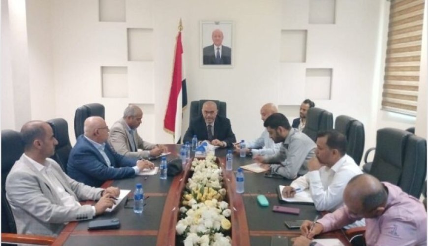 باذيب يشدد على ضرورة رفع السعات الاستيعابية للكابلات البحرية،واستقطاب مستثمرين جدد...