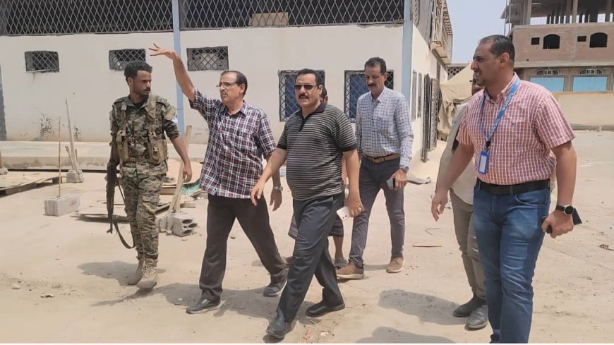 مدير عام المنصورة يطلع على المساحة المخصصة لبناء مركز سوء التغذية للأطفال...