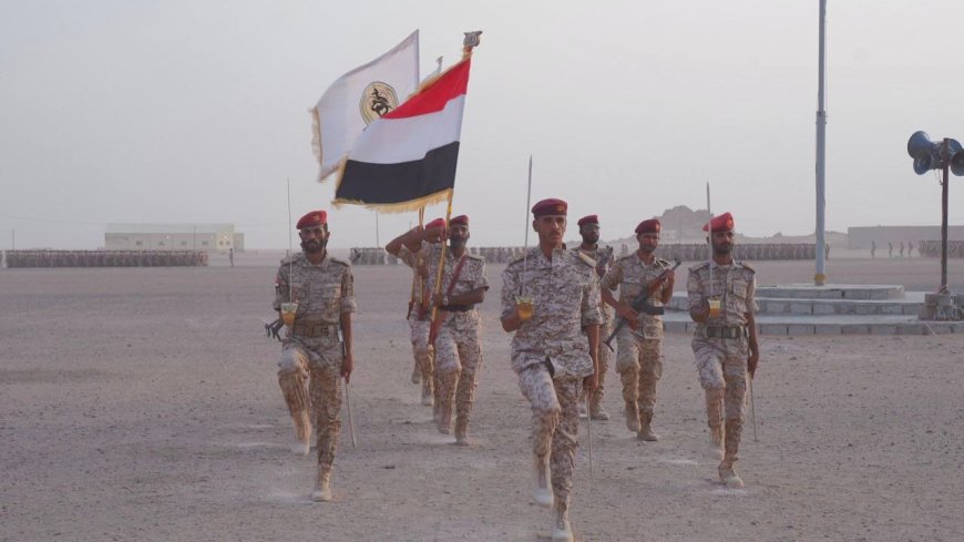 الفرقة الأولى قوات الطوارئ تختتم دورة الاستجداد وتدشن الدورات التخصصية بحضور عسكري رفيع..