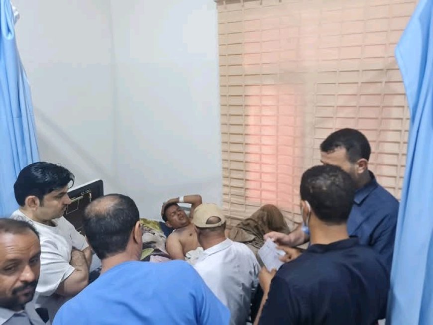 بتوجيهات محافظ الحديدة.. مدير عام الإعلام يزور الناشط الحقوقي القب للاطمئنان على صحته..