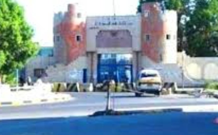 شرطة العاصمة عدن تضبط شاباً وفتاة في حالة مخلة بالآداب...