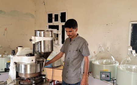 كان سينتج باليوم 45 ألف حبة من الكبتاجون وثلاثة عشر كيلوغراماً من الشبو في الساعة.. الأجهزة الأمنية بالمهرة تفشل محاولة انشاء مصنع للمخدرات