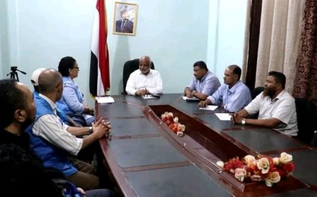 محافظ الحديدة يبحث مع بعثة"أونمها" سرعة فتح طريق "حيس – الجراحي"..