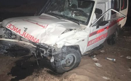 عاجل: وفيات واصابات بالعشرات جراء حادث مروّع في مأرب بسبب تصادم سيارة إسعاف مع سيارة أخرى(صور مفزعة) 