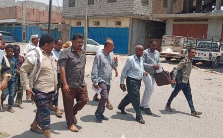 النيابة العامة بأبين تنفذ حملة ميدانية لضبط الأسعار في زنجبار وتغلق محال مخالفة