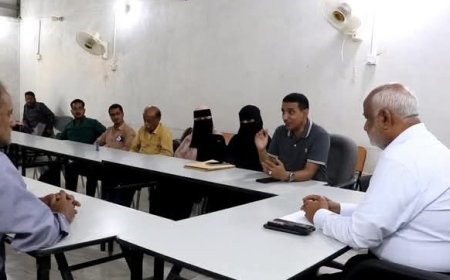 محافظ الحديدة يبحث مع وفد وزارة الصحة إجراءات مكافحة الملاريا في المناطق المحررة...