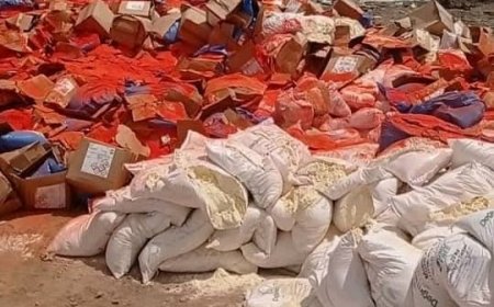 نيابة الصناعة بتعز تتلف منتجات غذائية وصبغات منتهية الصلاحية وتتوعد المخالفين...