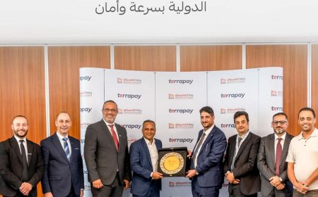 بنك القاسمي يعقد شراكة استراتيجية مع "تيرا باي" لتوسيع خدمات الحوالات الدولية وتعزيز الشمول المالي