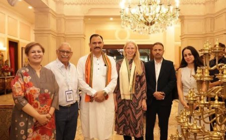 المستشار الطبي يشارك في المؤتمر السنوي الثالث للسرطان بمدينة رايبور – الهند