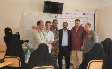 مدير عام قعطبة الشاعري يدشن دورة المشاريع الصغيرة للنازحين بدعم من منظمة أكتد