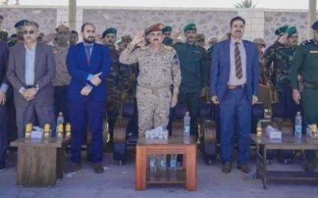 بحضور وزير الدفاع.. تخرج دفعة الشهيد أحمد محسن السليماني في الحزام الأمني ...