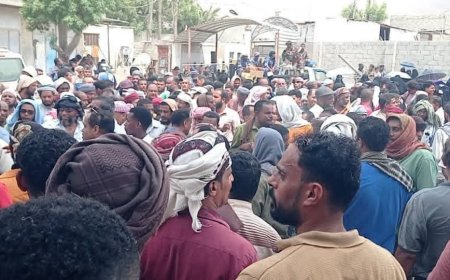 عاجل: وساطة شبابية تنجح في الإفراج عن لجنة نقابة المعلمين بالمكلا