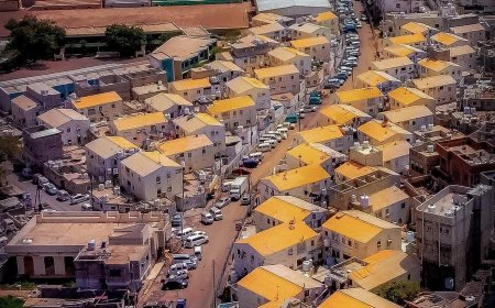 الربط العشوائي يحرم أهالي القلوعة بعدن من المياه.. والصحفي المسبحي يطالب للتدخل العاجل