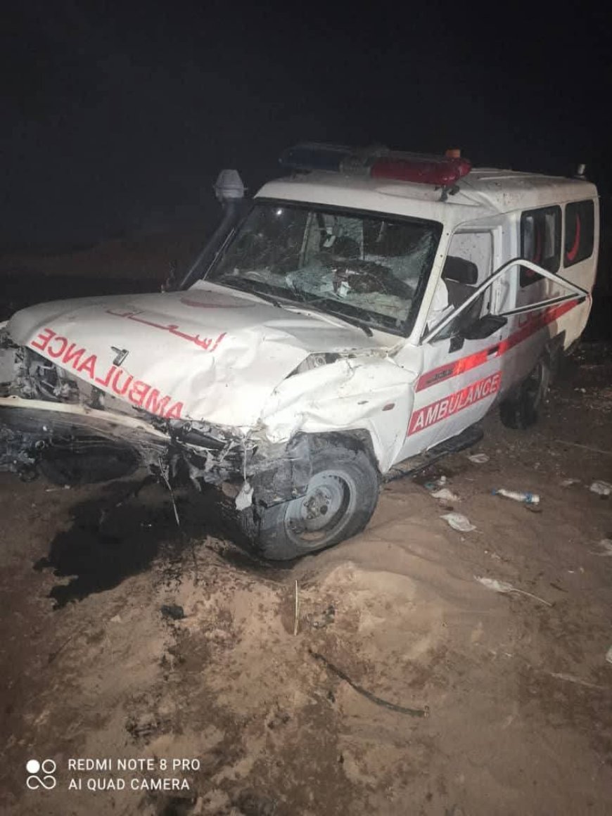 عاجل: وفيات واصابات بالعشرات جراء حادث مروّع في مأرب بسبب تصادم سيارة إسعاف مع سيارة أخرى(صور مفزعة) 