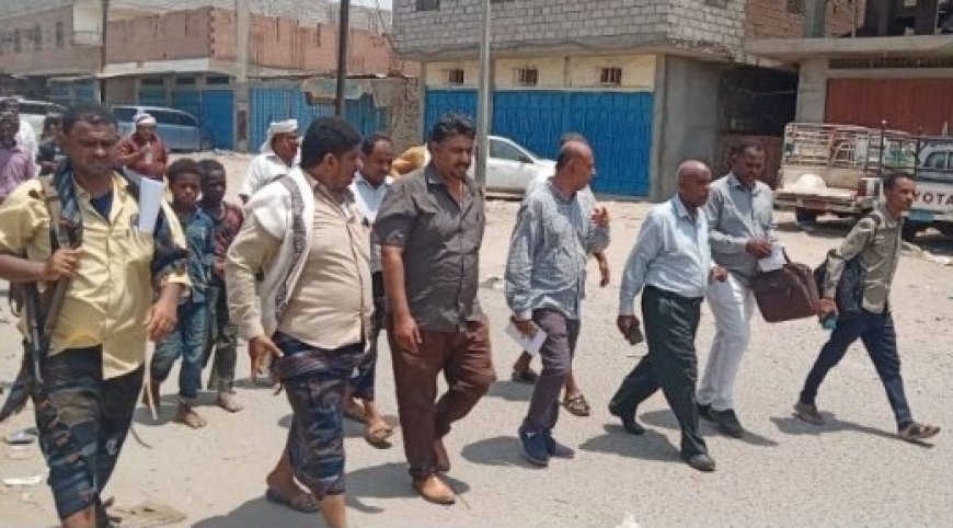 حملة رقابية تغلق متاجر وصيدليات مخالفة بزنجبار أبين...