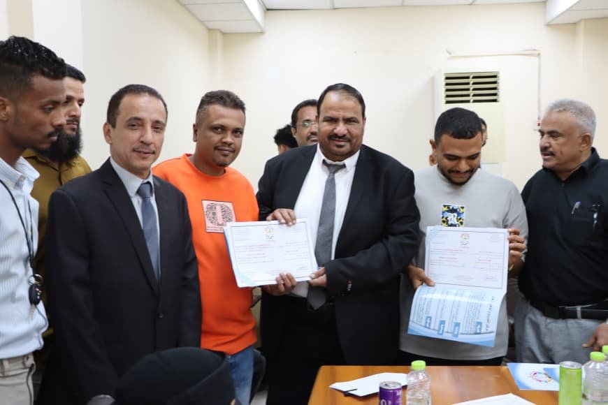 شركة النفط بعدن تختتم دورة تدريبية متخصصة في كهرباء السيارات الحديثة
