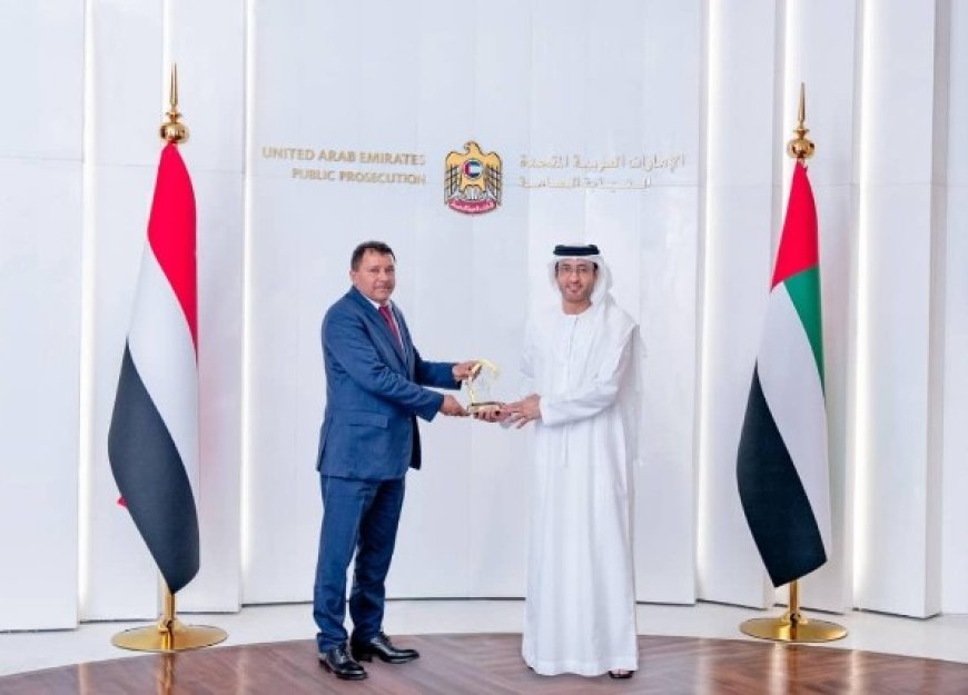 معالي النائب العام القاضي قاهر مصطفى علي يلتقي النائب العام الاماراتي في ابوظبي....