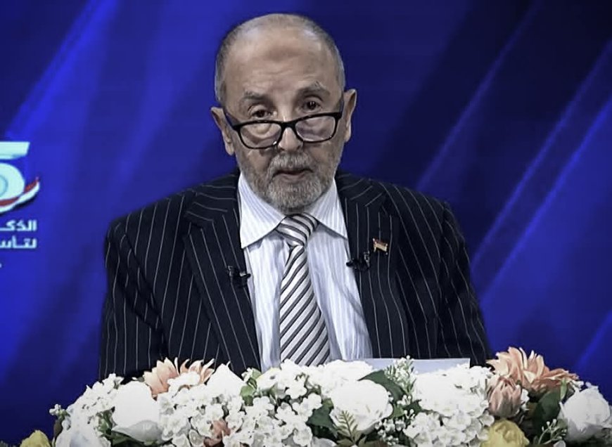 ازدواجية المطالب: حزب الإصلاح طالب بإسقاط الرئيس صالح بسبب 33 عاما في السلطة..فيما اليدومي رئيس الهيئة العليا للحزب منذ 2008 حتى الان