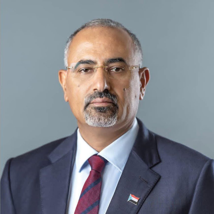 في بيان مشترك..الداؤودي ومعاوية يؤكدا تأييدهما الكامل لقرارات الرئيس القائد عيدروس قاسم الزُبيدي