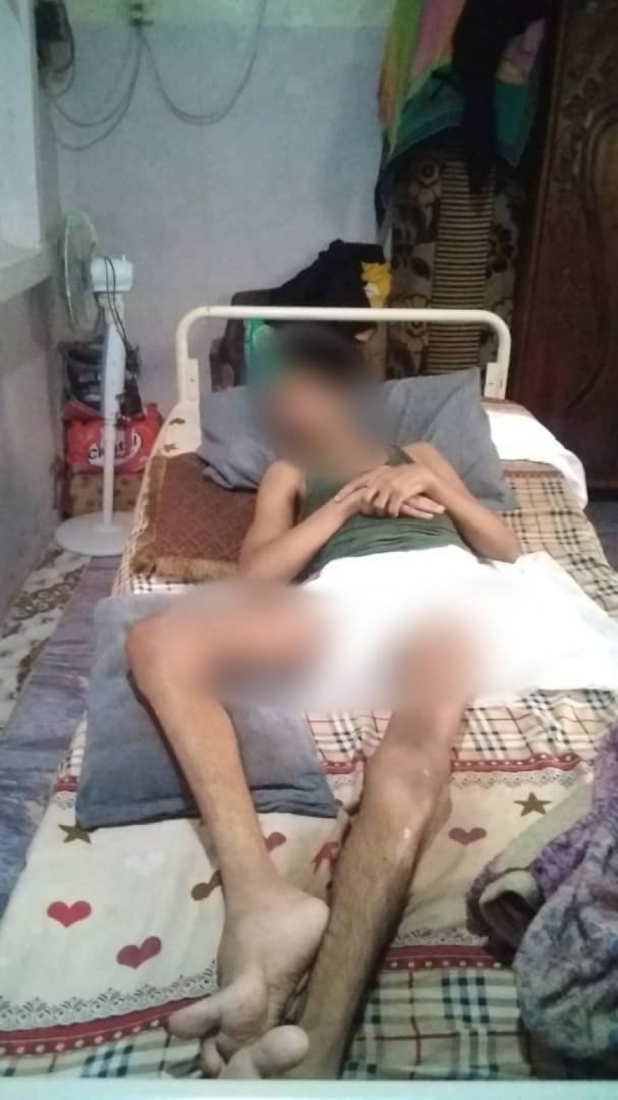 صرخة إنسانية:شاب مقعد يطرق أبواب الخير.. وسط تكاليف العلاج الباهظة يبحث عن بصيص أمل"؟(صور)