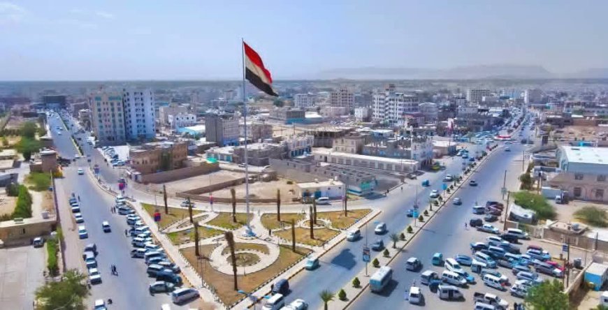 الدفاع المدني بمأرب: وفاة طفل غرقًا في سائلة الميل بمدينة مأرب