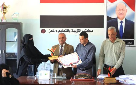 فكري قاسم: مهرجان الأغنية الوطنية سيكون تقليدًا سنويًا لترسيخ الانتماء وصقل المواهب...