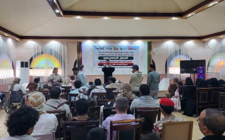 الإعلان في مأرب عن أسماء الفائزين بمسابقة "قصائد المطارح" الشعرية وتكريم الفائزين....