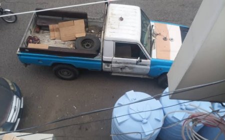 عاجل: صور أولية لحظة محاصرة قوة أمنية لمنزل ناشطة شهيرة في تعز