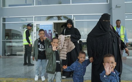 مؤسسة FMF تقود أول جسر جوي لعودة اللاجئين الصوماليين بالشراكة مع مفوضية اللاجئين