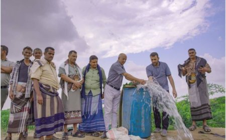 بدء الضخ التجريبي لمشروع مياه قرية جحزر بريف المخا..