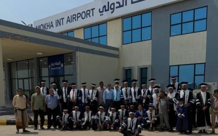 طلاب ثانوية مدرسة الشروق بالخوخة يزورون مطار المخا الدولي للاطلاع على التجهيزات الفنية والإدارية...