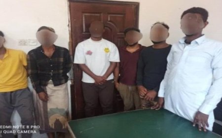 ضبط عدد من الوثائق المزورة في مركز الأحوال المدنية بالمنصورة بعدن...
