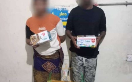 الحزام الامني في العاصمة عدن يضبط شخصين بتهمة سرقة بضائع...