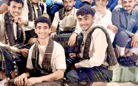 الشاعر ابو راس بن مجمل شاعر المناسبات 