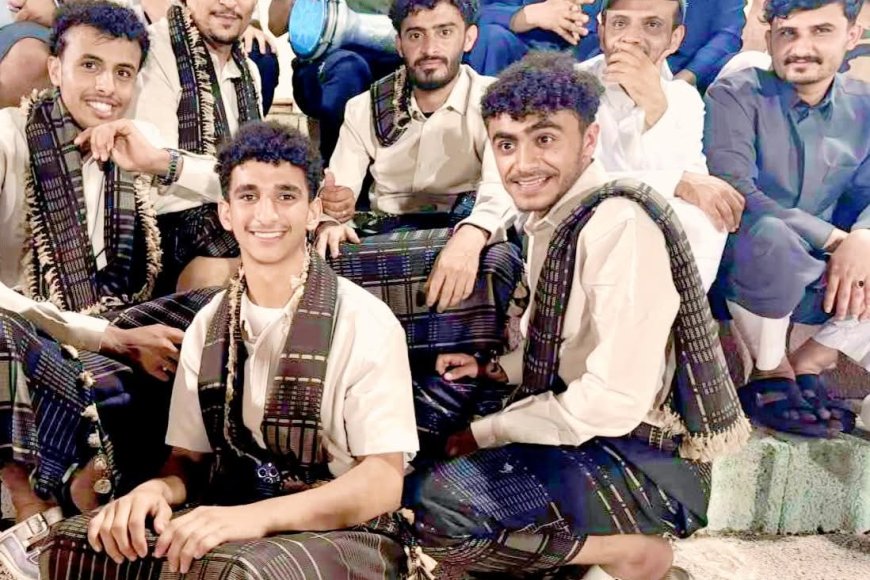 الشاعر ابو راس بن مجمل شاعر المناسبات 