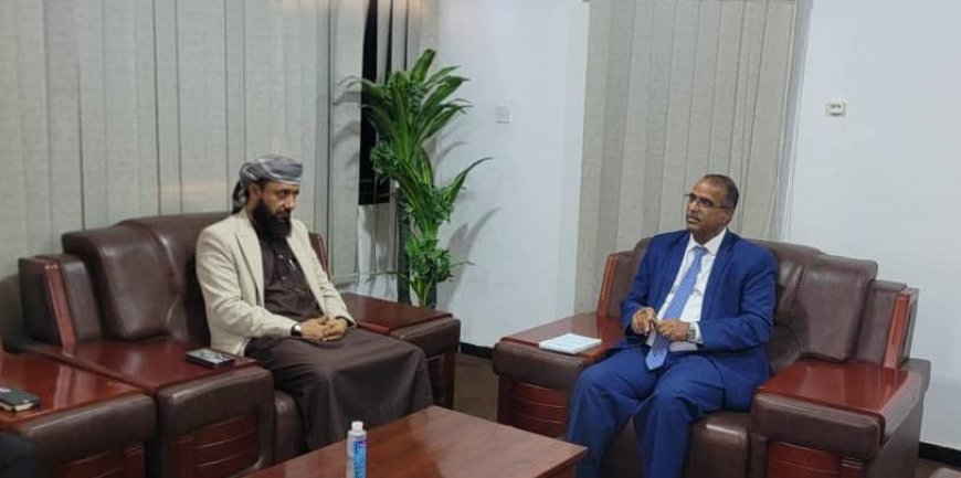 الوزير الزعوري يبحث مع نائب وزير الأوقاف سبل تعزيز التعاون المشترك بين الوزارتين
