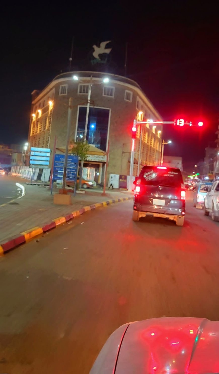 منبر الأخبار: ينشر صورة الشاب المقتول قبل قليل في عدن 
