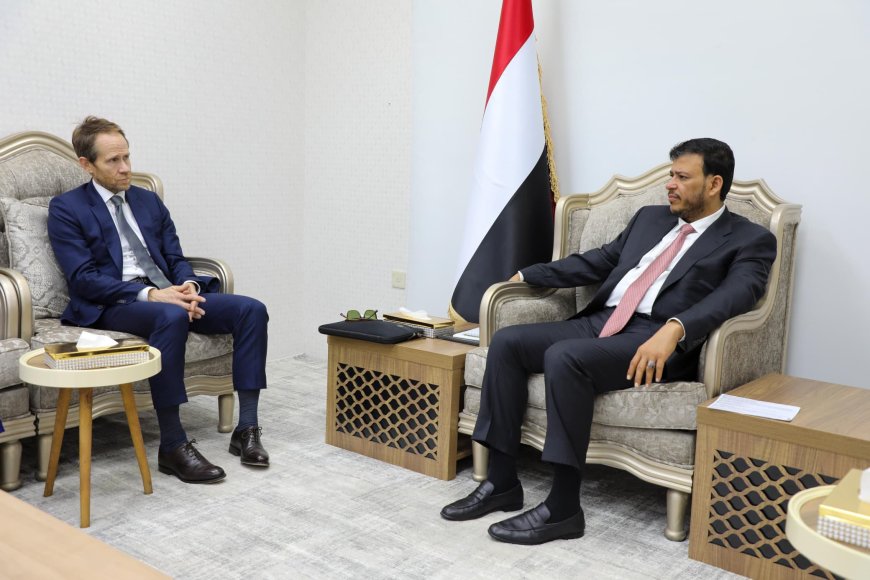 الدكتور عبدالله العليمي يستقبل نائب رئيس مجموعة الأزمات الدولية...