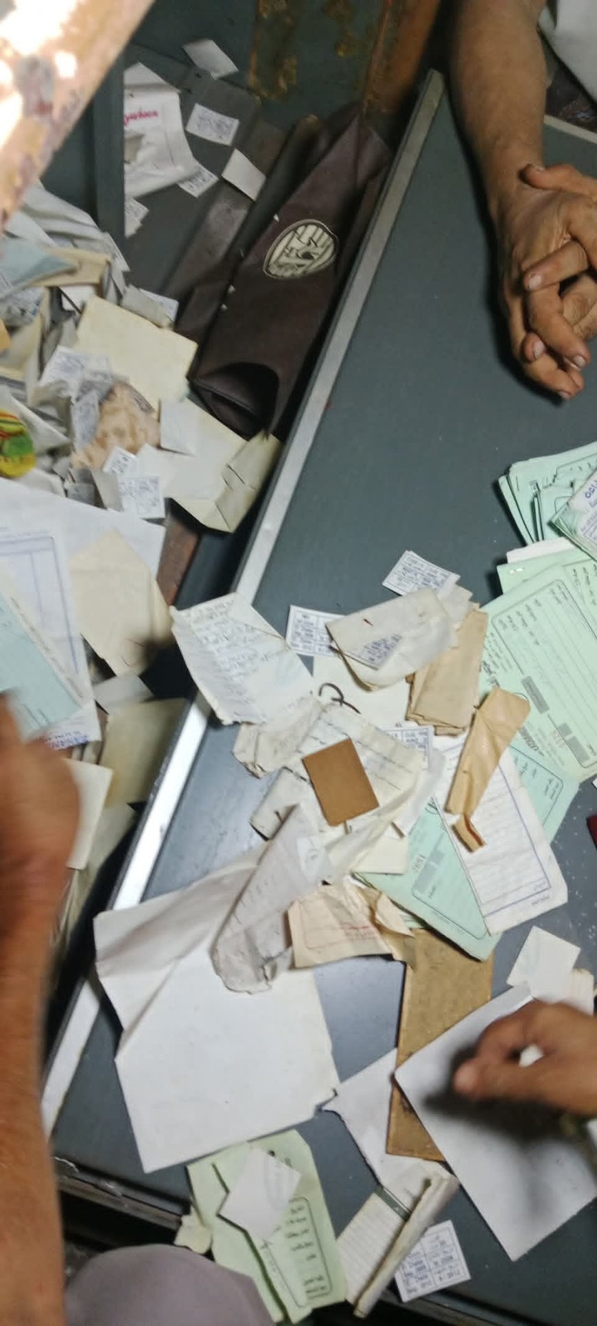 عاجل: اكتشاف مفاجئ داخل "خزنة اليهودي" في كريتر – عدن بعد أيام من الحفريات تحت حراسة أمنية مشددة