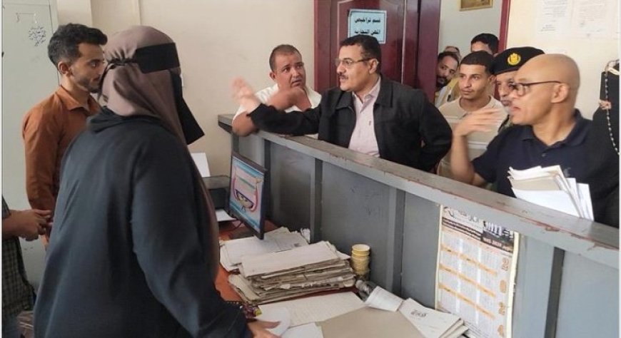 مدير المنصورة يشيد بالجهود الكبيرة التي يبذلها قسم تراخيص المهن التجارية في المديرية ...