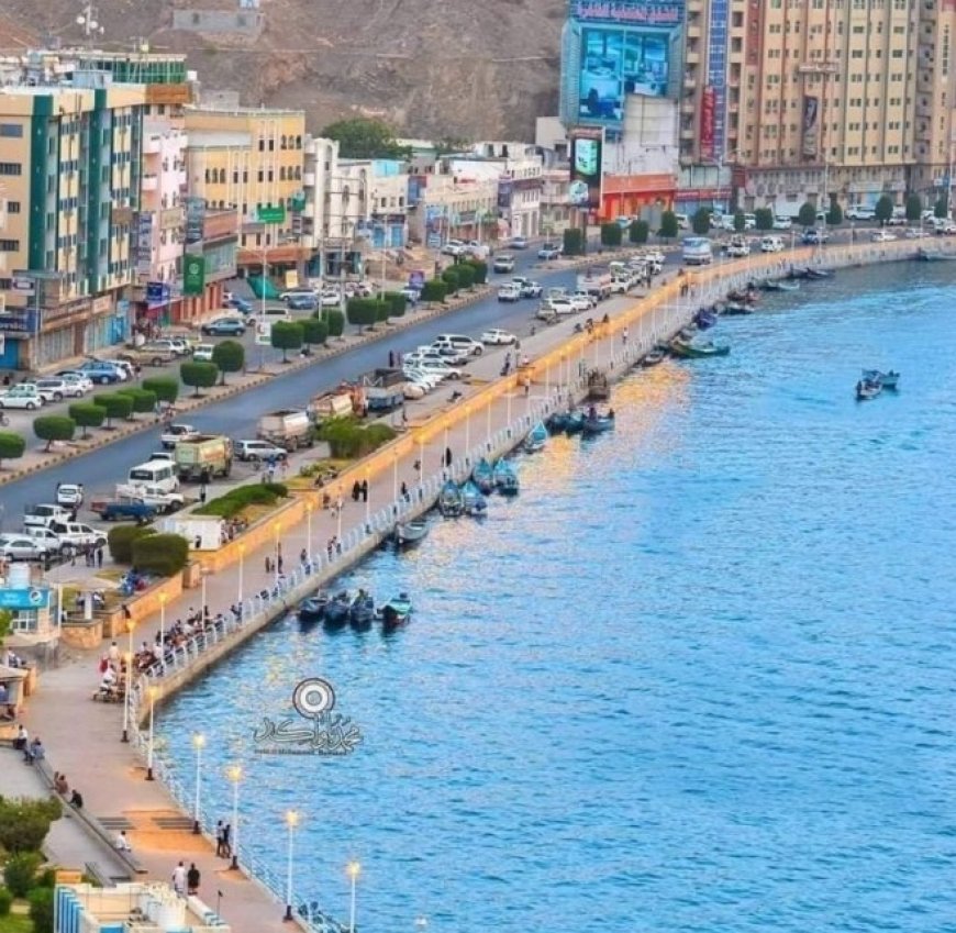 شرطة المكلا تلقي القبض على متهم بعمليات نصب واحتيال ..