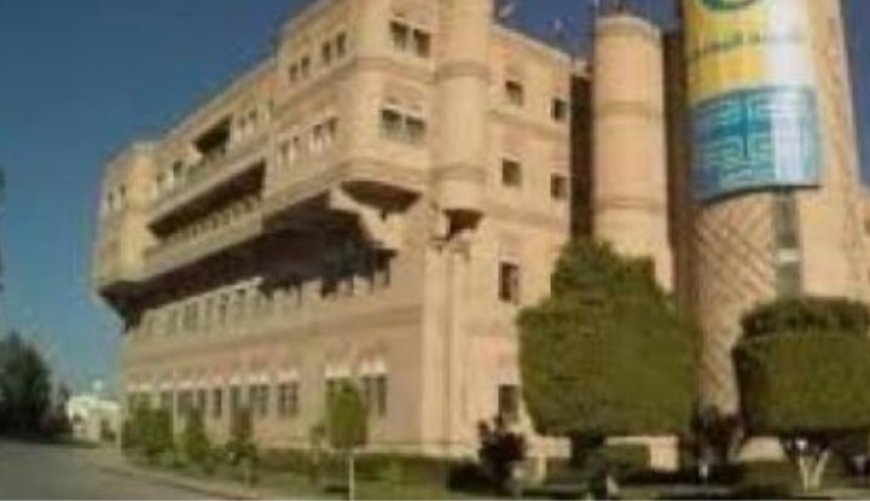 موظف في "بريد صنعاء" يكشف فساداً بمليارات الريالات...