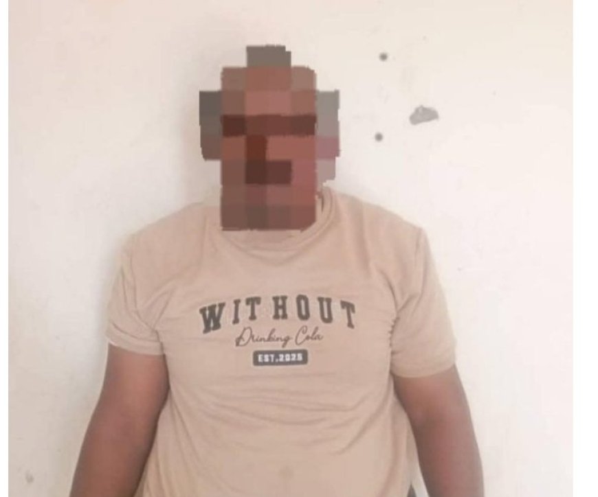 شرطة المكلا بحضرموت تطيح بشخص نفّذ سلسلة من عمليات النصب والاحتيال بعدة محافظات ..