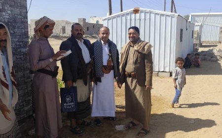 مدير المشاريع بالوحدة التنفيذية يتفقد أعمال المسح الميداني للبرنامج الغذائي بمأرب