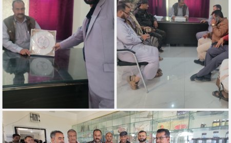 مدير عام مديرية قعطبة بكر الشاعري يزور مدارس الريادة الأهلية الخاصة بمدينة قعطبة