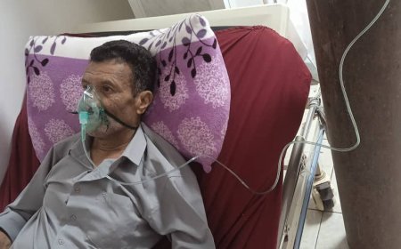 قلق في الوسط الرياضي العدني: رئيس اتحاد عدن الرياضي "مشتاق عبدالرزاق" يخضع لعملية "منظار" بعد وعكة صحية مفاجئة