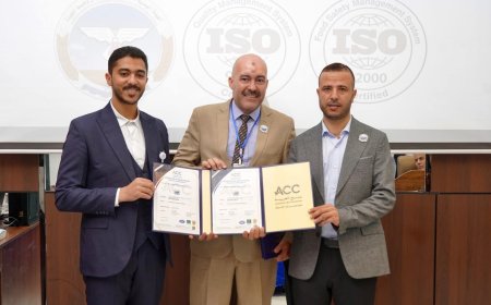 فيما الجحافي يعبر عن سعادته بحصول الشركة على شهادات الجودة العالمية..قفزة نوعية في عالم الجودة مجموعة بن عوض النقيب تحتفل بحصولها على ISO 9001 و ISO 22000 وGMP