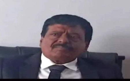 الشيخ مقبل لكرش باعوضه يُعزَّي الدكتور عمر الفانوص بن رشيد بوفاة والدته