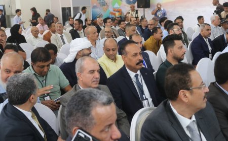 رئيس صندوق صيانة الطرق والجسور يشارك في فعاليات المؤتمر الوطني الأول للطاقة بعدن