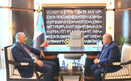 الزُبيدي يلتقي الخنبشي ويجدد التأكيد على المكانة الاستراتيجية والتاريخية لمحافظة حضرموت..